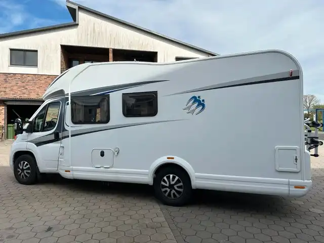 KNAUS Sky Wave 700 MF